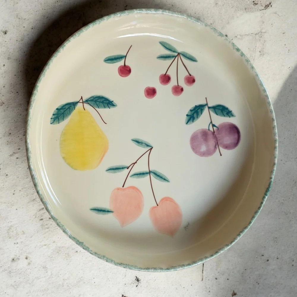 VINTAGE HARTSTONE Pottery 11
